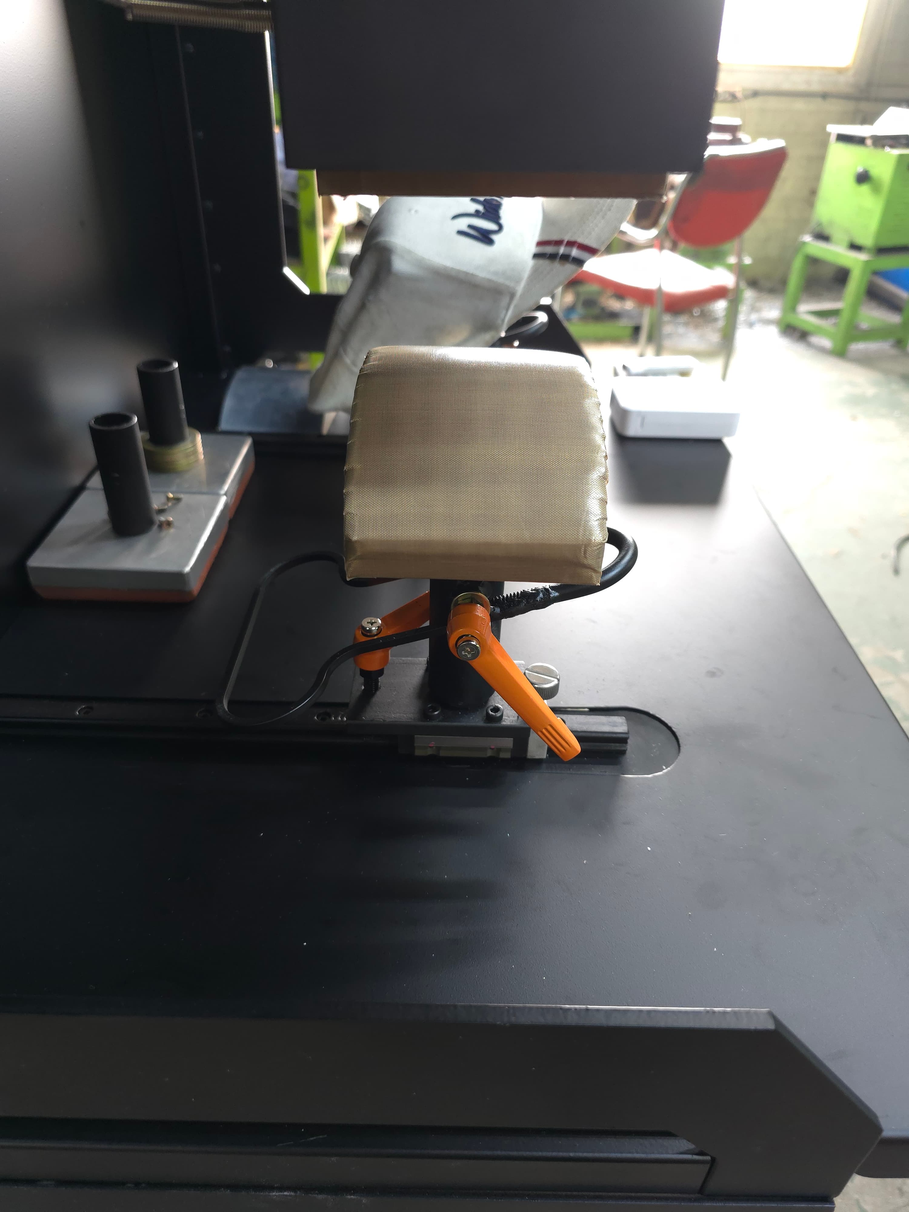 듀얼 모자 프레스 thumbnail 2